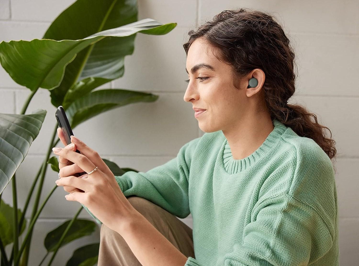 Наушники Google Pixel Buds A-Series Clearly White (1966068602) - фото 9 Наушники Google Pixel Buds A-Series Clearly White (1966068602) - фото 9
