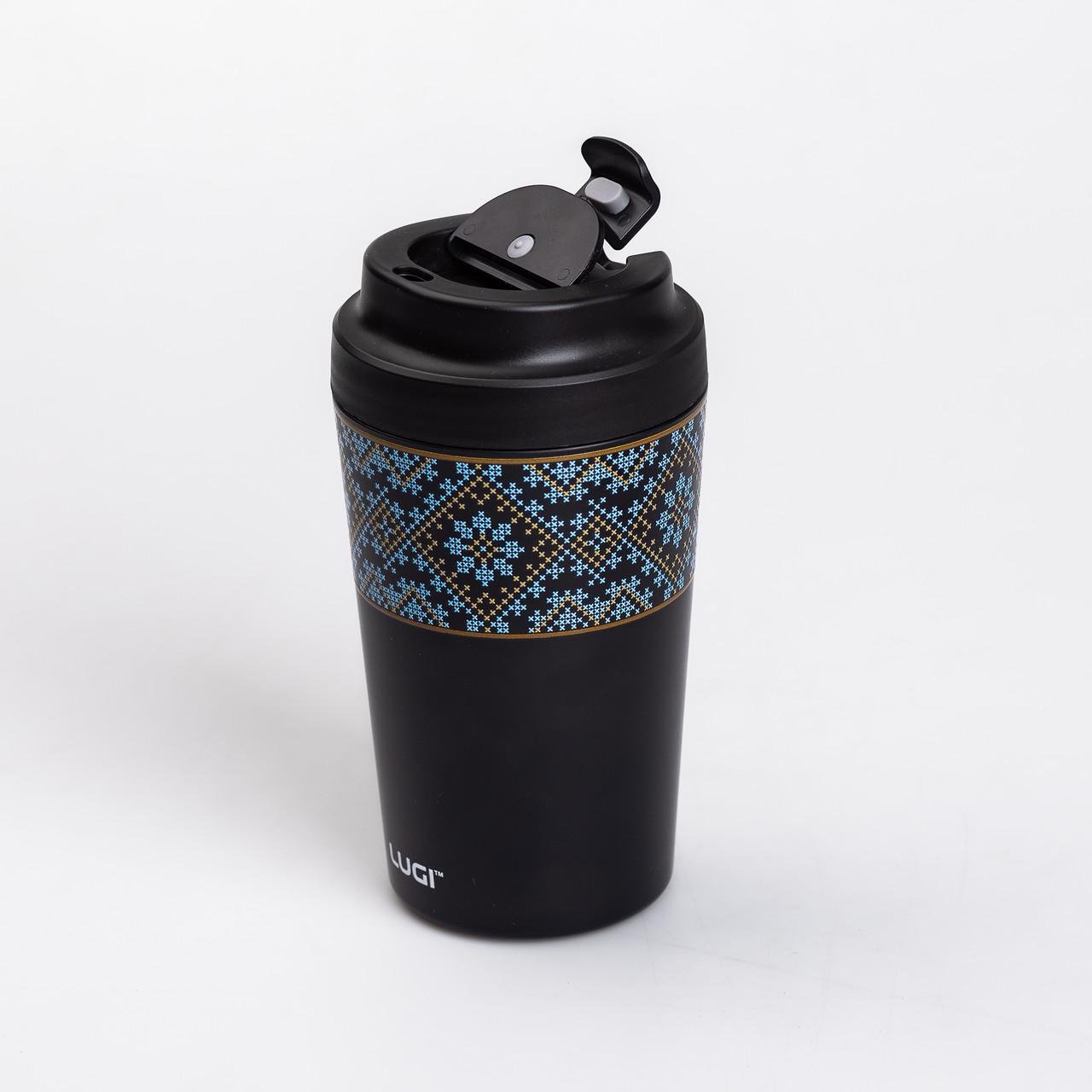 Термокружка Вышиванка с крышкой на защелке 380 мл Черный (HP-14-50B) - фото 4 Термокружка Вышиванка с крышкой на защелке 380 мл Черный (HP-14-50B) - фото 4