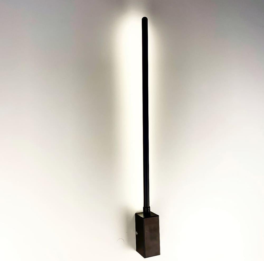 Светильник настенный светодиодный Light House LNF-17433/1 7W 62 см Черный