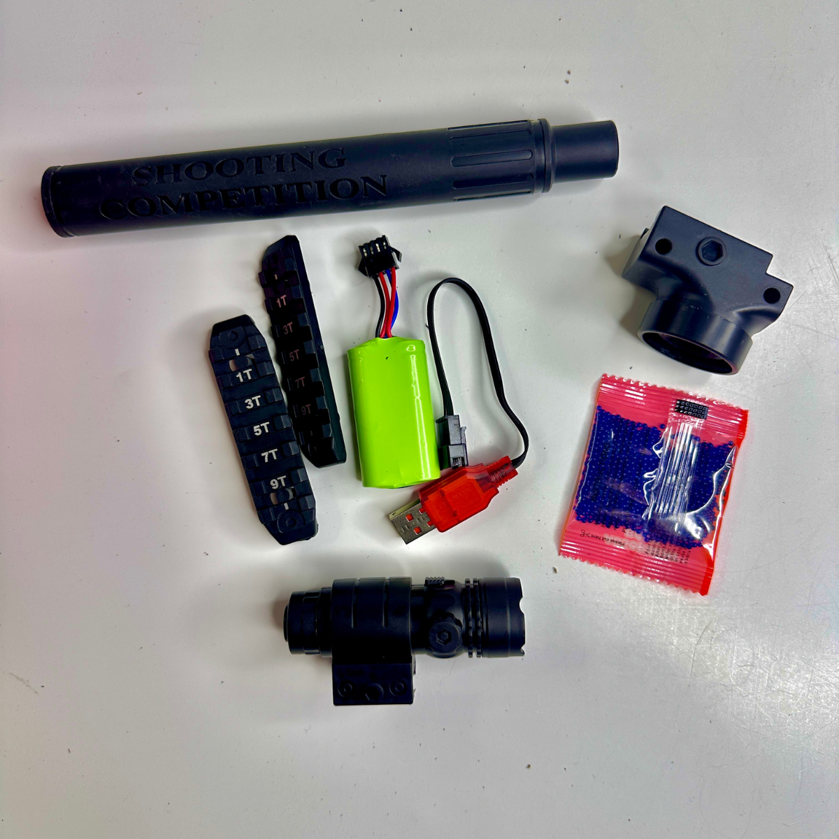 Детский автомат MP7 на гелевых шариках аккумуляторный (HGW-137-2) - фото 9 Детский автомат MP7 на гелевых шариках аккумуляторный (HGW-137-2) - фото 9