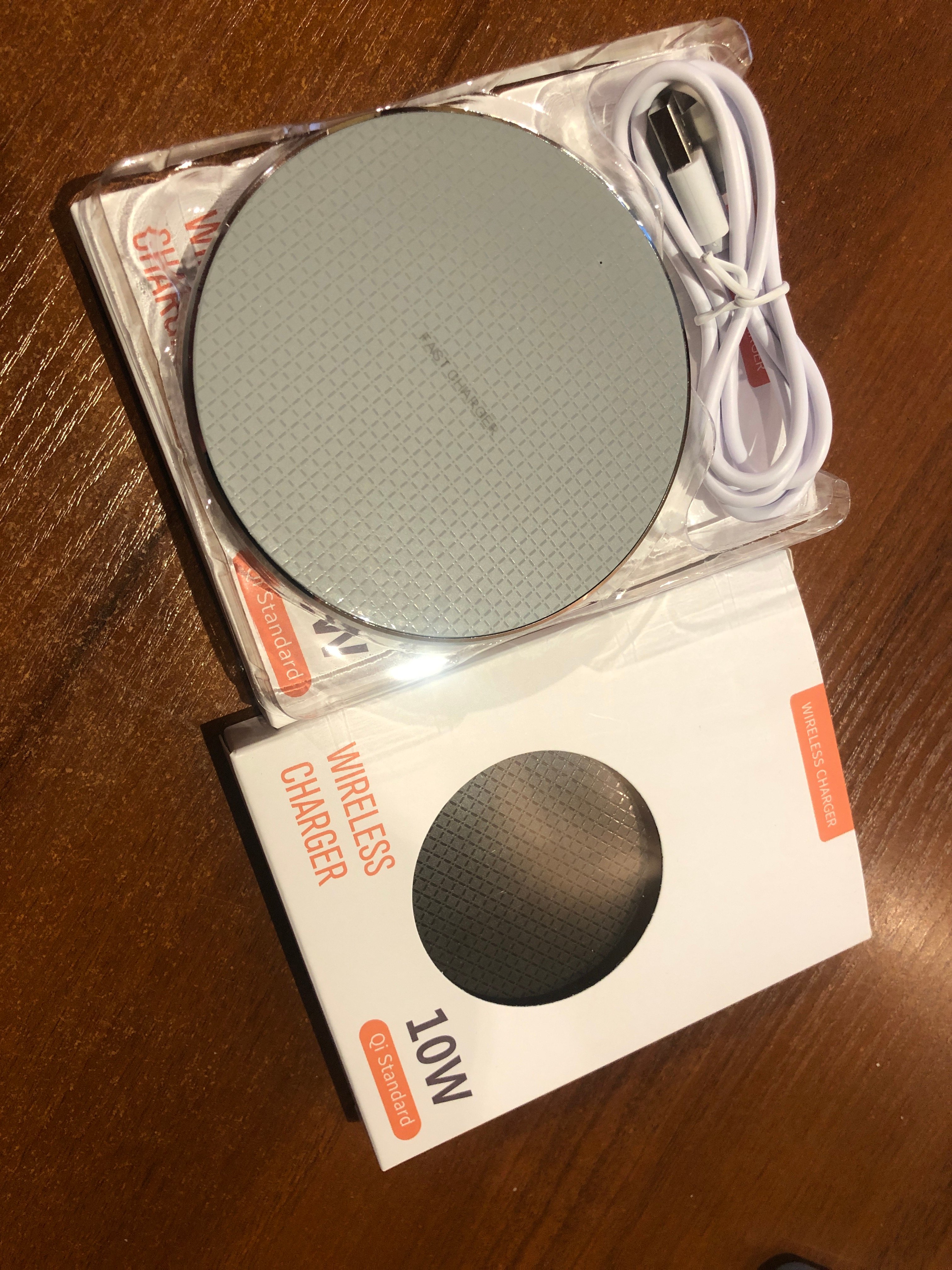 Бездротова зарядна база 10W для смартфонів Сірий - фото 5 Бездротова зарядна база 10W для смартфонів Сірий - фото 5