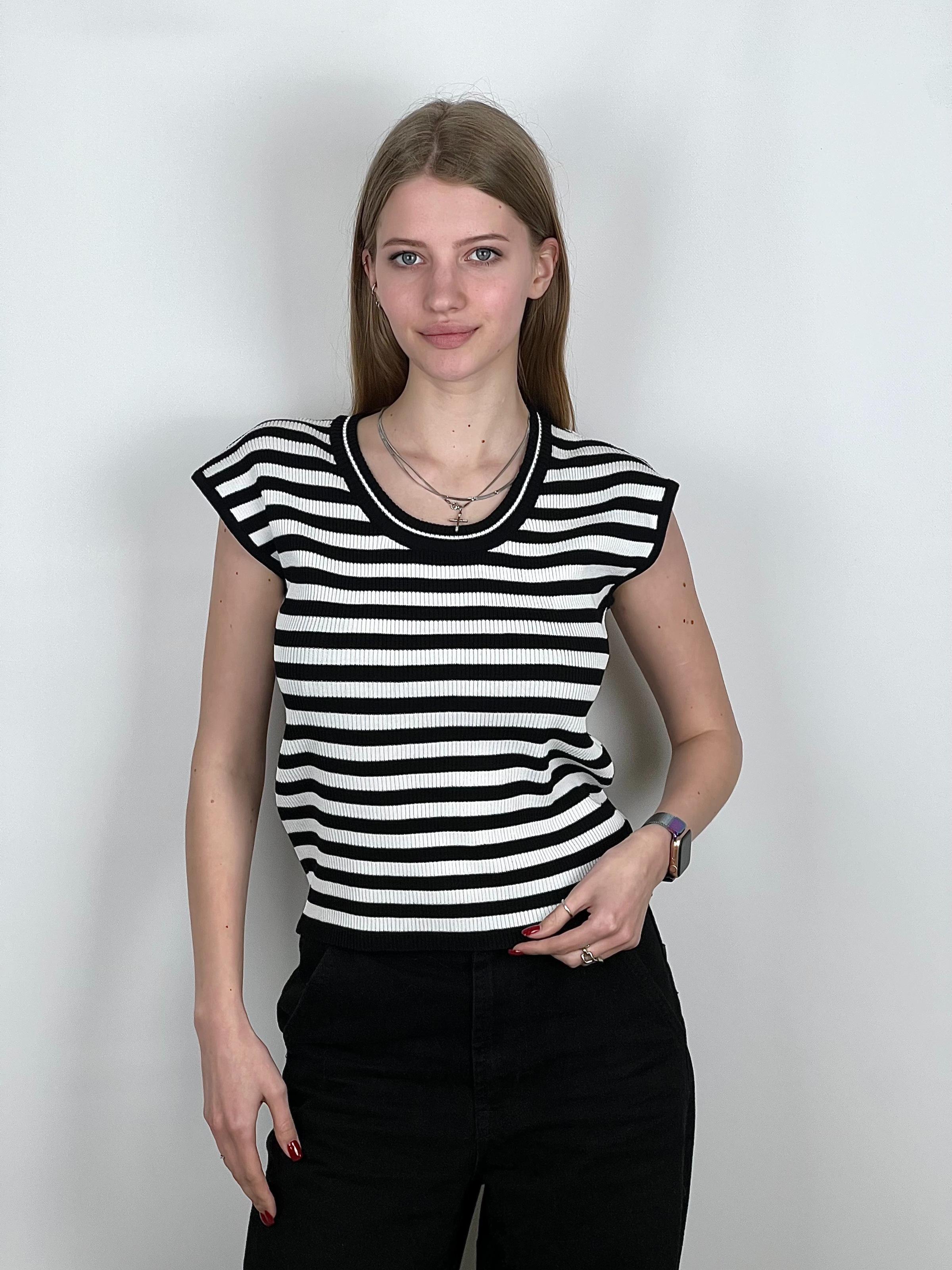 Футболка женская с рукавами Летучая мышь OS Черный (#9089) - фото 9 Футболка женская с рукавами Летучая мышь OS Черный (#9089) - фото 9