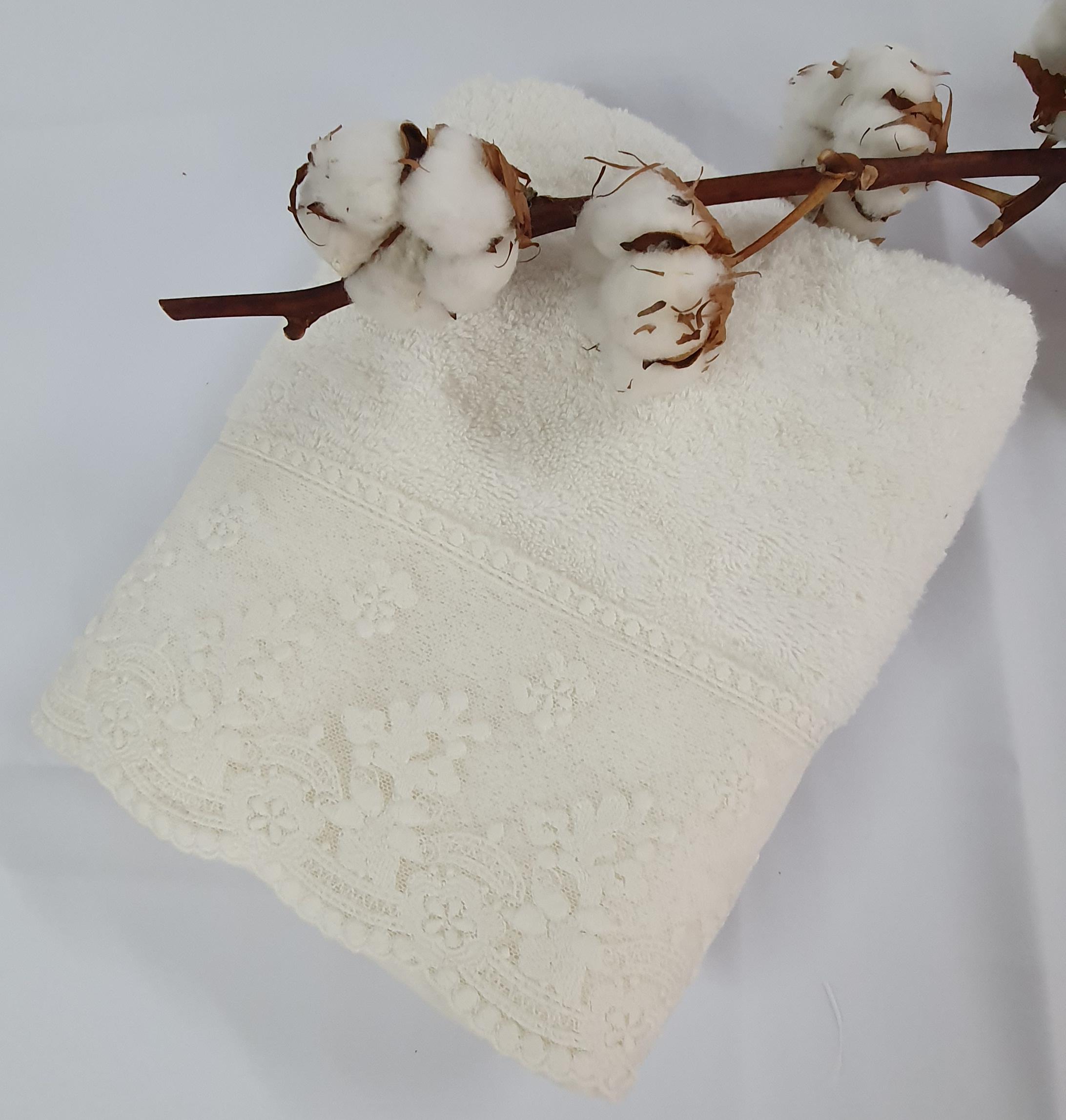 Полотенце Maison D'or Sesa 85x150 Ecru (03MD35C14) - фото 1 Полотенце Maison D'or Sesa 85x150 Ecru (03MD35C14) - фото 1