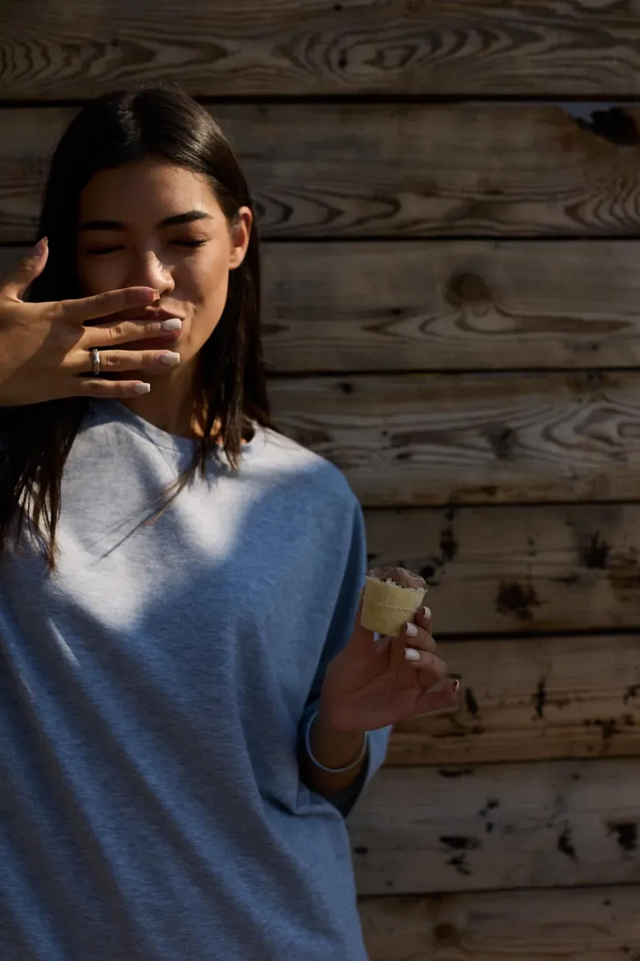 Костюм жіночий Seventeen футболка/шорти SM Сірий (104-1797.4801) - фото 3 Костюм жіночий Seventeen футболка/шорти SM Сірий (104-1797.4801) - фото 3