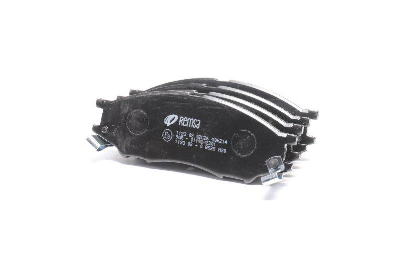 Тормозные колодки дисковые передние Nissan Almera 02/00- Remsa 1123 02 (1123.02 Remsa)