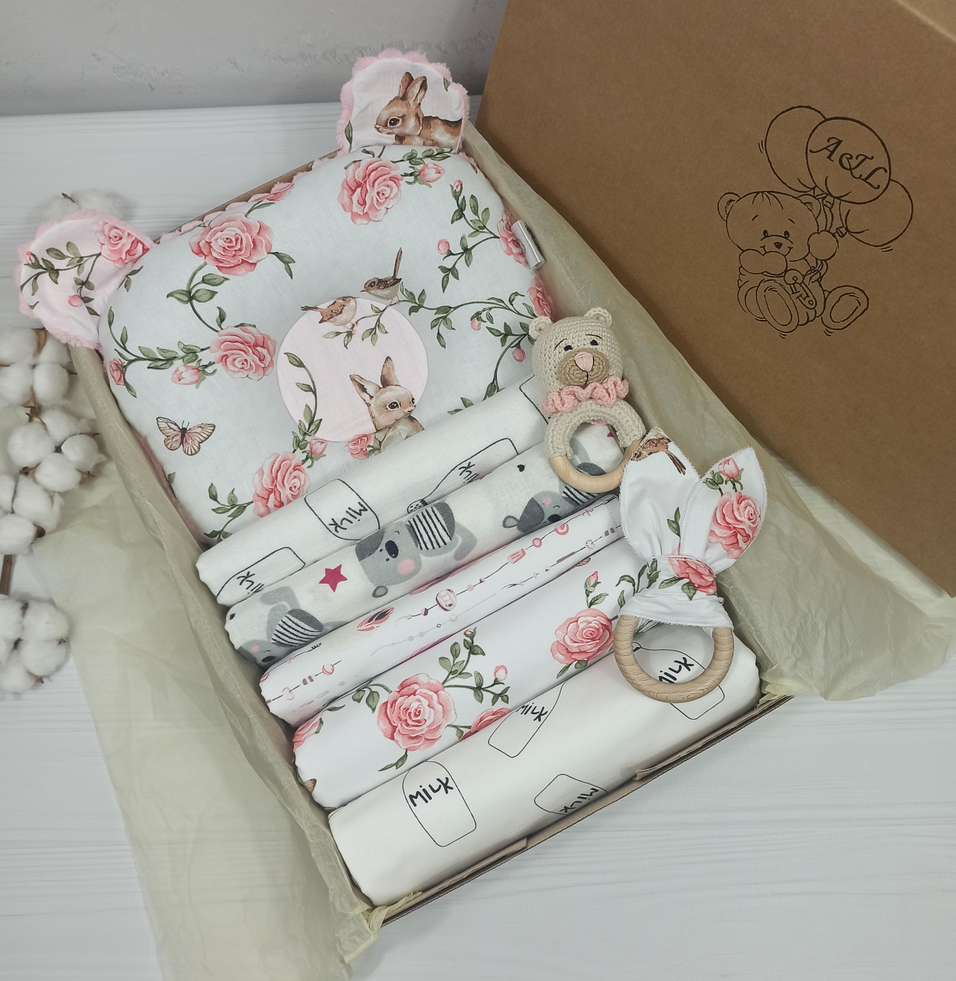 Набор пеленок a.l.babybox Зайчики в розах 8 шт. Розово-белый (18237453) Набор пеленок a.l.babybox Зайчики в розах 8 шт. Розово-белый (18237453)