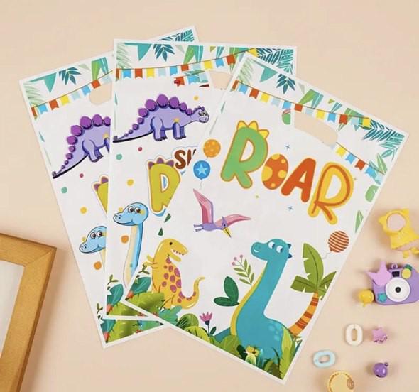 Подарочные пакеты детские для вкусностей Динозавры микс полиэтиленовые 25х16,5 см 10 шт. Подарочные пакеты детские для вкусностей Динозавры микс полиэтиленовые 25х16,5 см 10 шт.