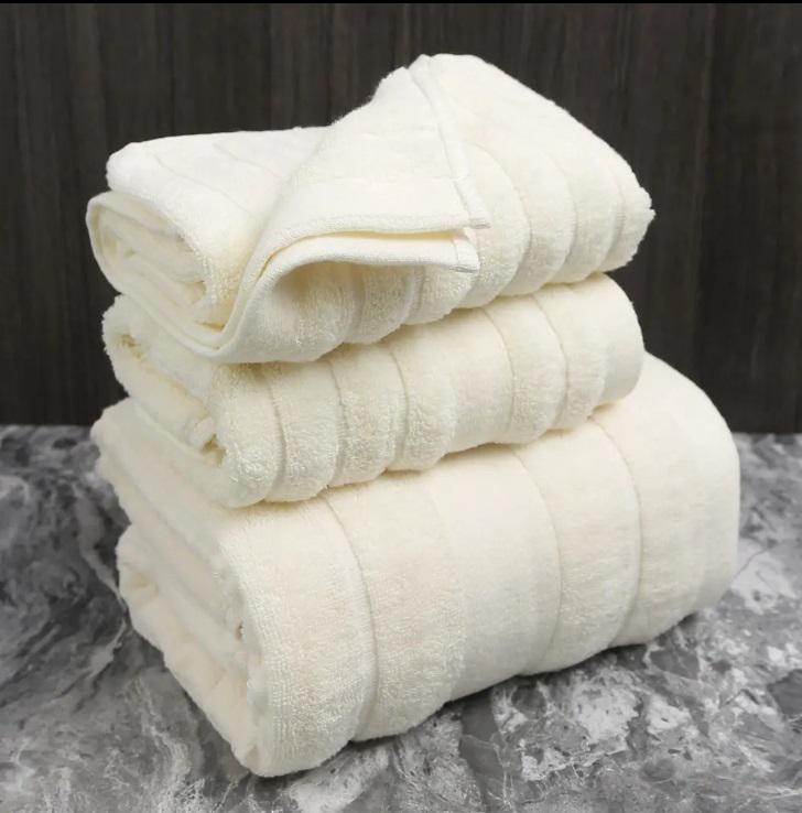 Набор полотенец Soft Strip 3в1 140х70 см/74х34 см/74х34 см Молочный (NR3in1MilkStrip)