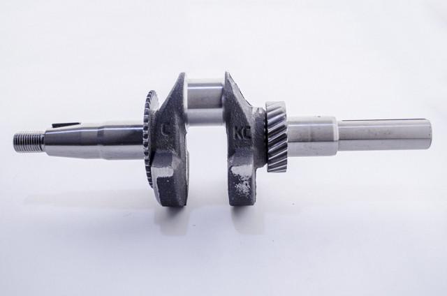 Колінвал під шпонку для вібротрамбовки 6,5 к.с. 19 мм (2734)