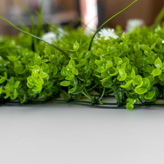 Декоративна панель зі штучної зелені Білий цвіт 40x60 см (9224-004) - фото 3 Декоративна панель зі штучної зелені Білий цвіт 40x60 см (9224-004) - фото 3