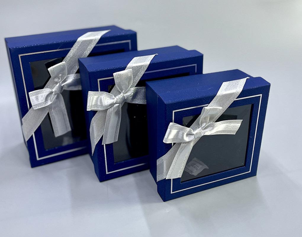 Коробка подарочная 3 шт. 19х19х10/17х17х8/15х15 см (R33325B)