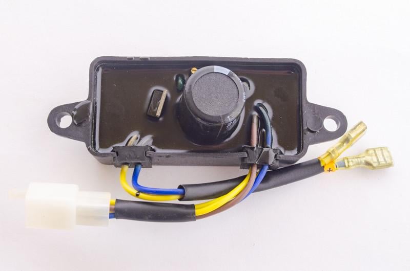 Регулятор напряжения автоматический прямой для генераторов AVR 250V 330mkF 2 кВт-3 кВт (4527)