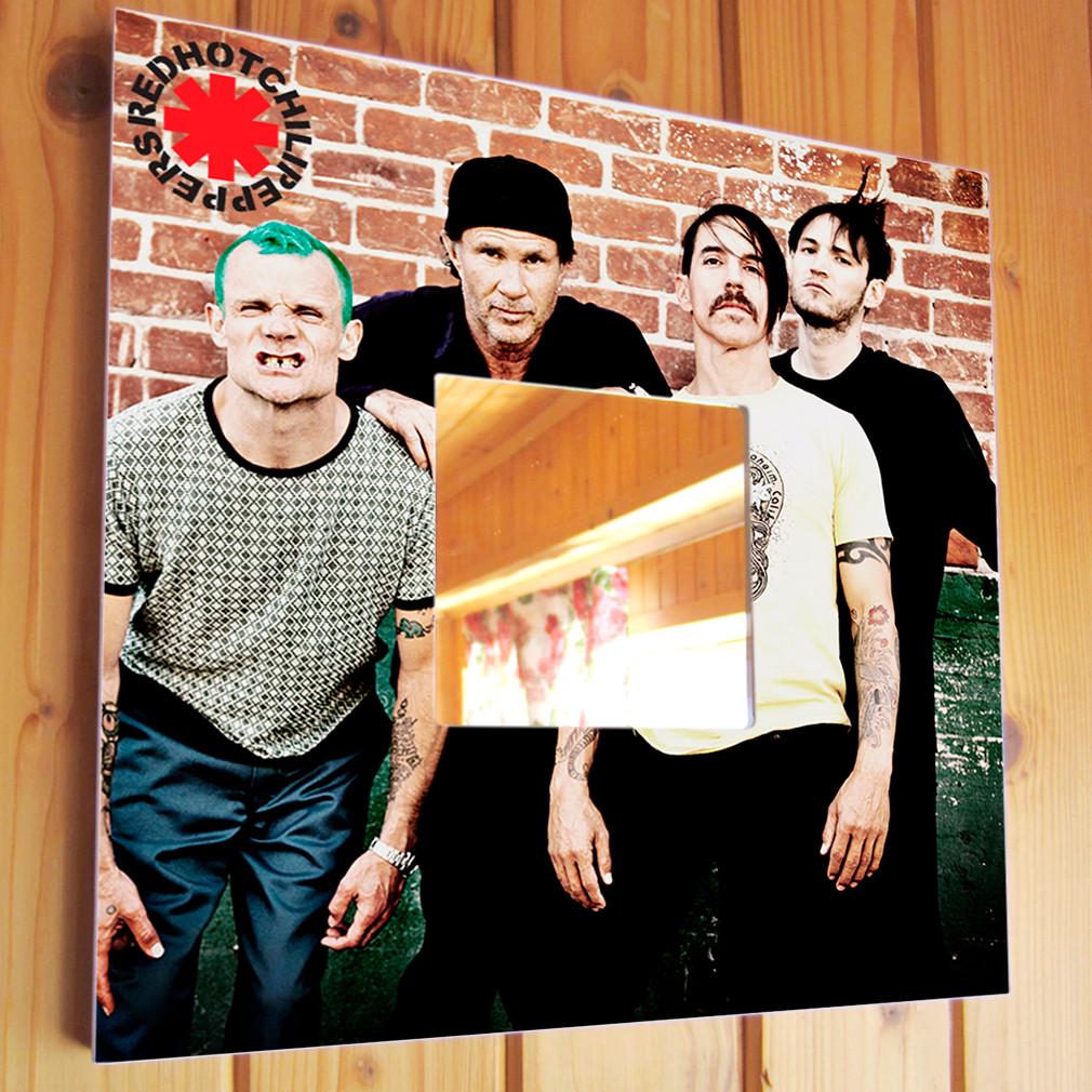 Настенное зеркало Red Hot Chili Peppers 260х260 мм (M03439)