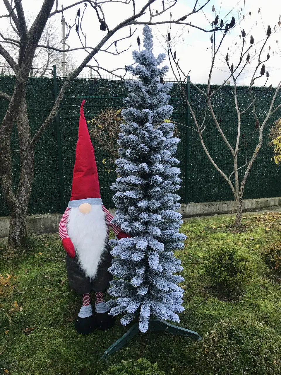 Елка искусственная HVOYA Альпийская узкая заснеженная 180 см (410/180/GS) - фото 3 Елка искусственная HVOYA Альпийская узкая заснеженная 180 см (410/180/GS) - фото 3