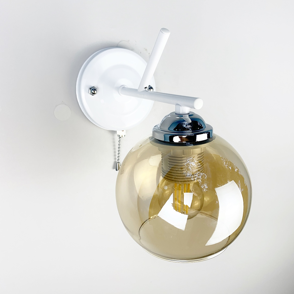 Бра с выключателем с янтарным плафоном Белый (W088N/1 WT+CH+AM)