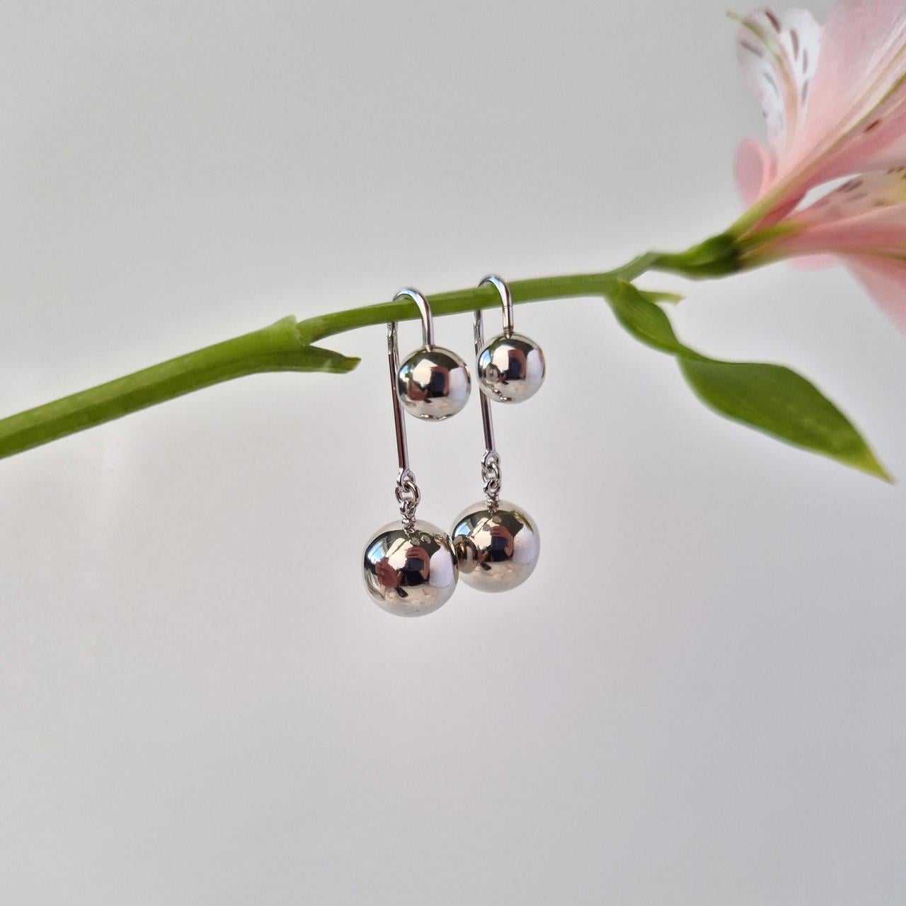 Серьги 2 шарика на петле серебро 925 пробы родированное 5,40 г (500073р)
