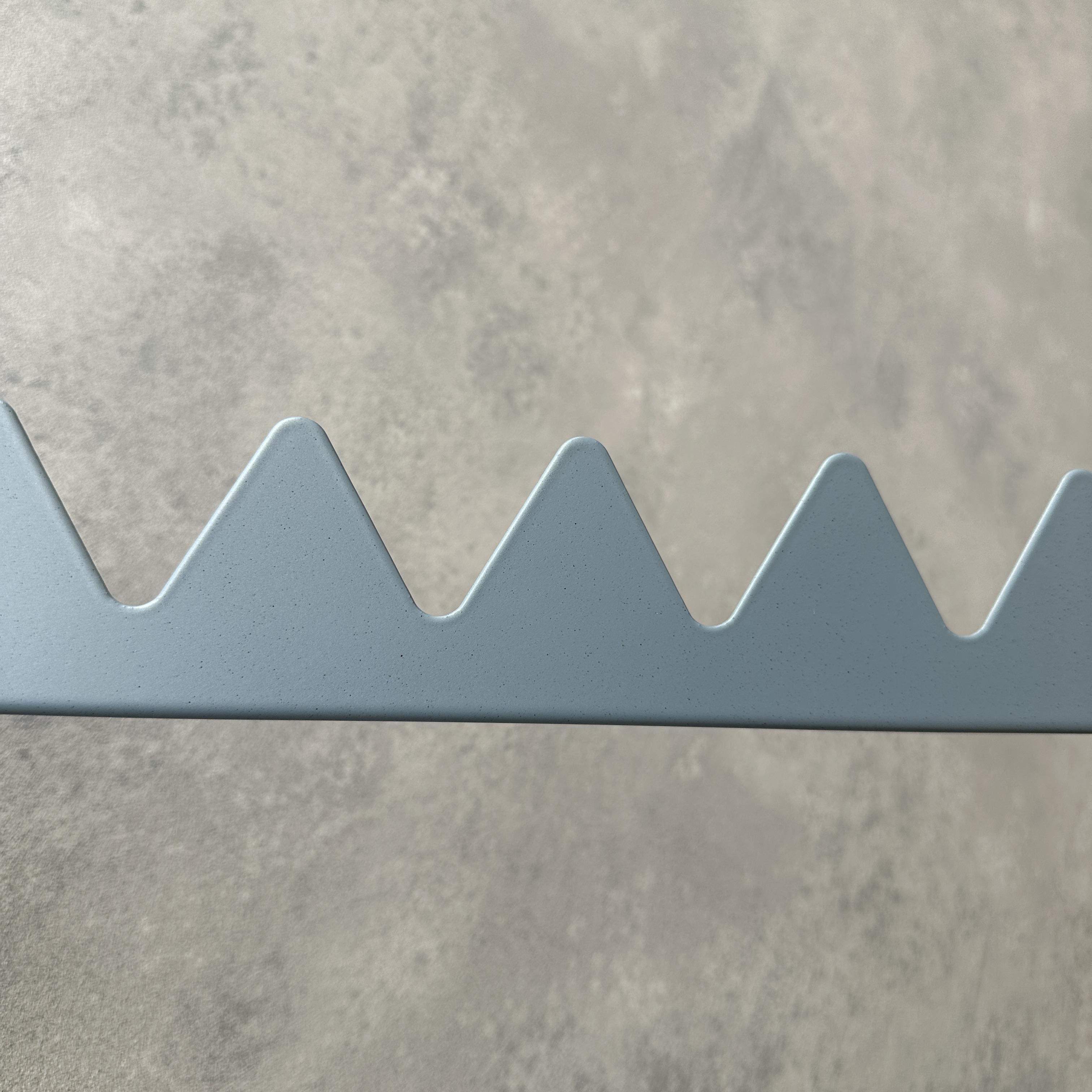 Вешалка Terma Shark 500 мм Anodic Saphire (261) - фото 3