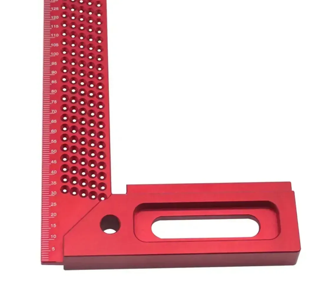 Угольник разметочный 300 мм