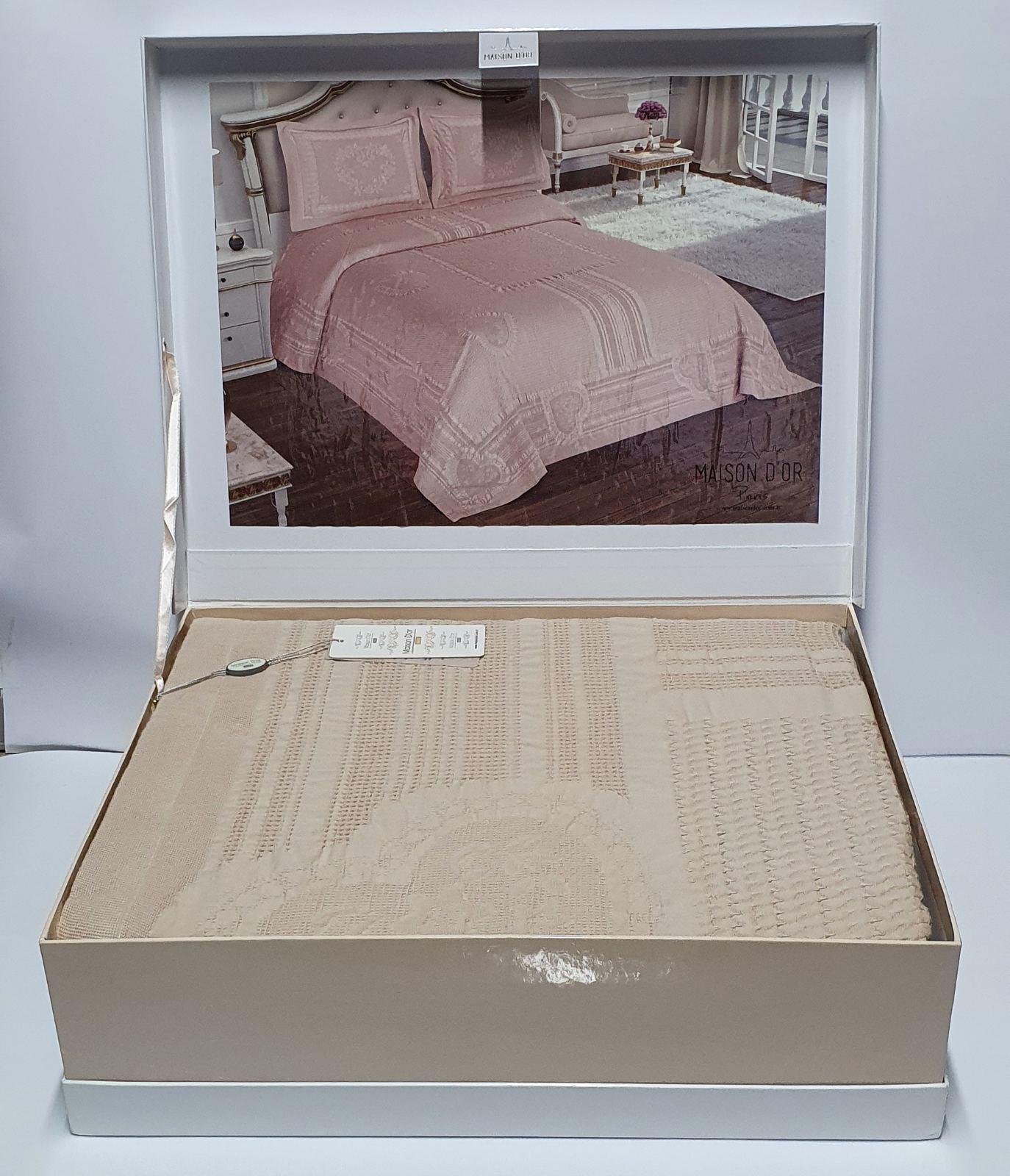 Покривало піке Maison D'or Lacene 260x260 Beige (07MD12260260N05)