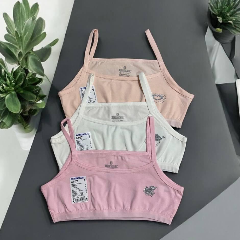 Набір топів для дівчинки BAYKAR Мікс р. 7 164-170 см 13-14 років 3 шт. (4107-99) Набір топів для дівчинки BAYKAR Мікс р. 7 164-170 см 13-14 років 3 шт. (4107-99)