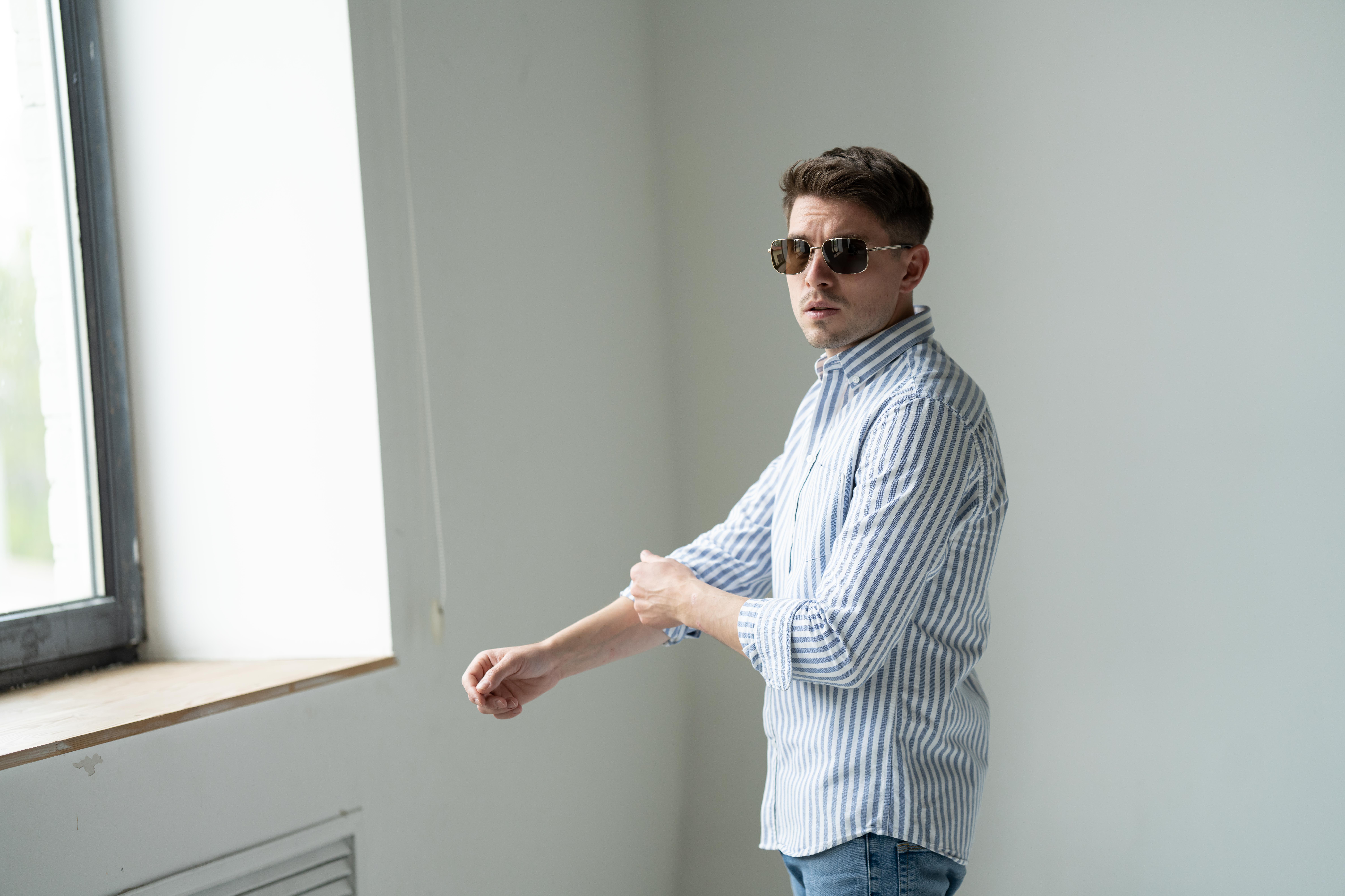 Сонцезахисні окуляри чоловічі MEGAPOLIS 702 Gold (11650014) - фото 9 Сонцезахисні окуляри чоловічі MEGAPOLIS 702 Gold (11650014) - фото 9