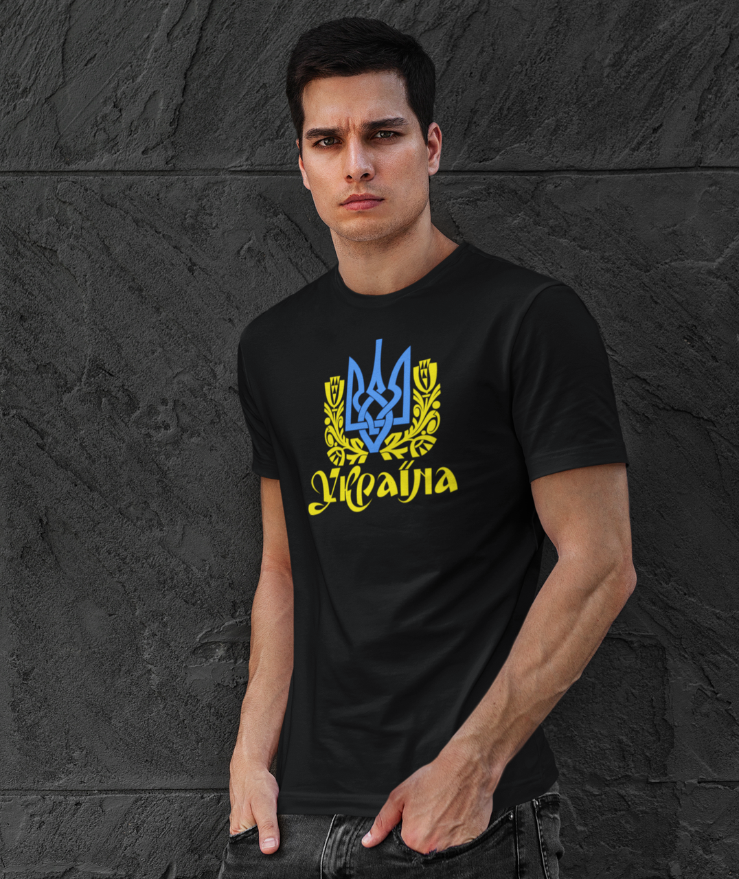 Футболка Mishe 110000112 з принтом Тризуба XS Чорний (75212643) - фото 2 Футболка Mishe 110000112 з принтом Тризуба XS Чорний (75212643) - фото 2