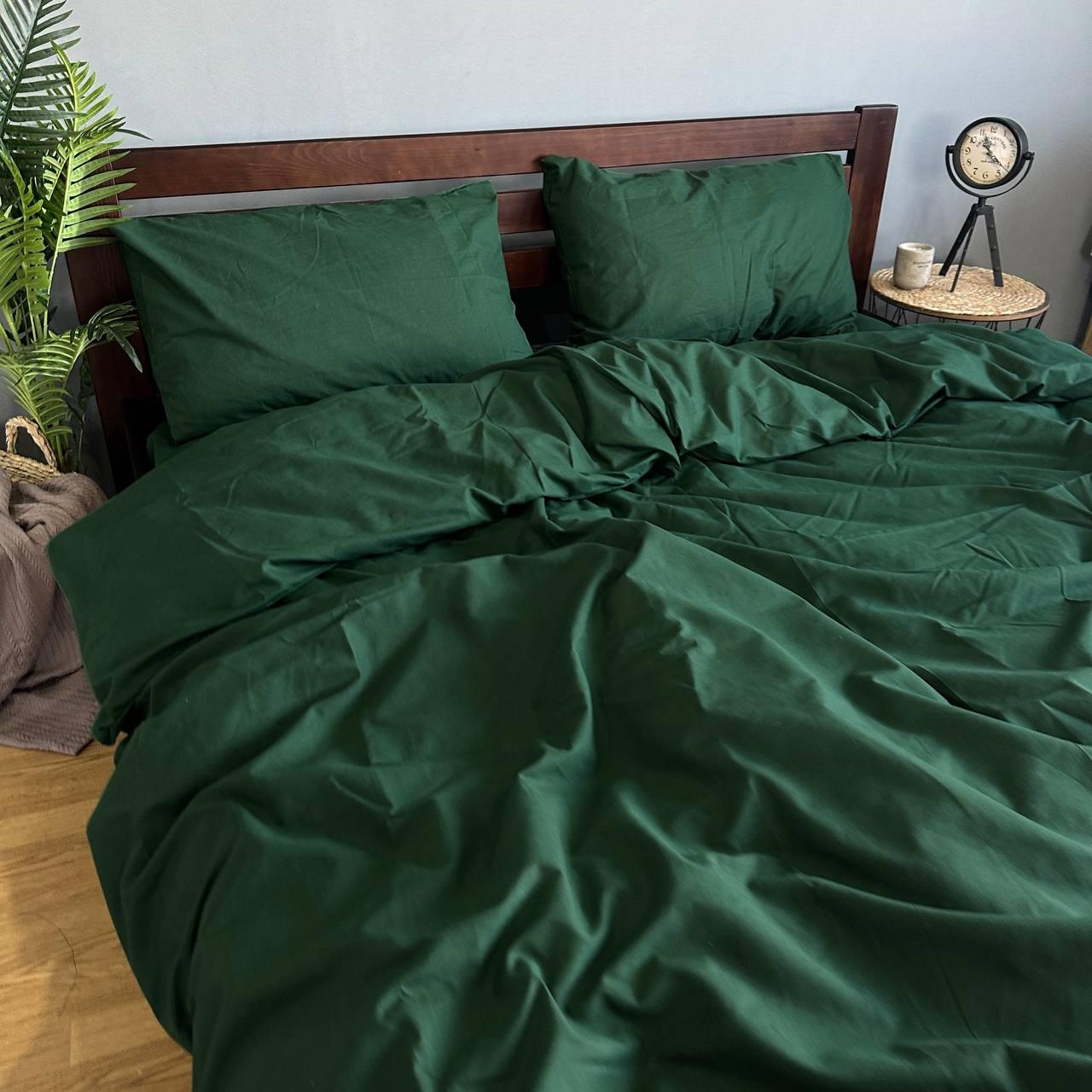 Комплект постільної білизни Однотонна простирадло на резинці євро 180x200х20/70х70 см Смарагдовий (26570758) - фото 1 Комплект постільної білизни Однотонна простирадло на резинці євро 180x200х20/70х70 см Смарагдовий (26570758) - фото 1