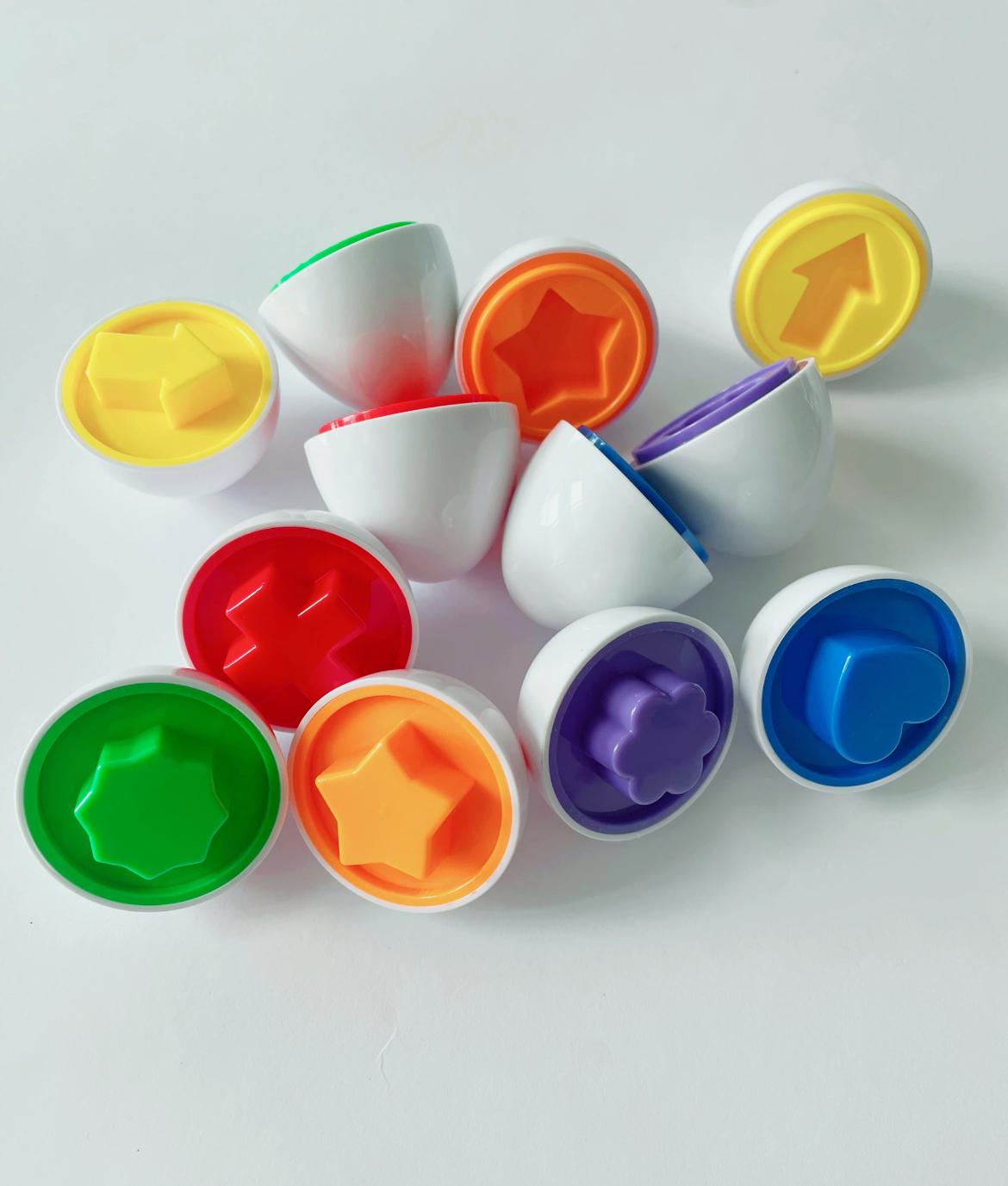 Игрушка-сортер Монтессори яйца фигуры 6 шт. (001002-205SE)