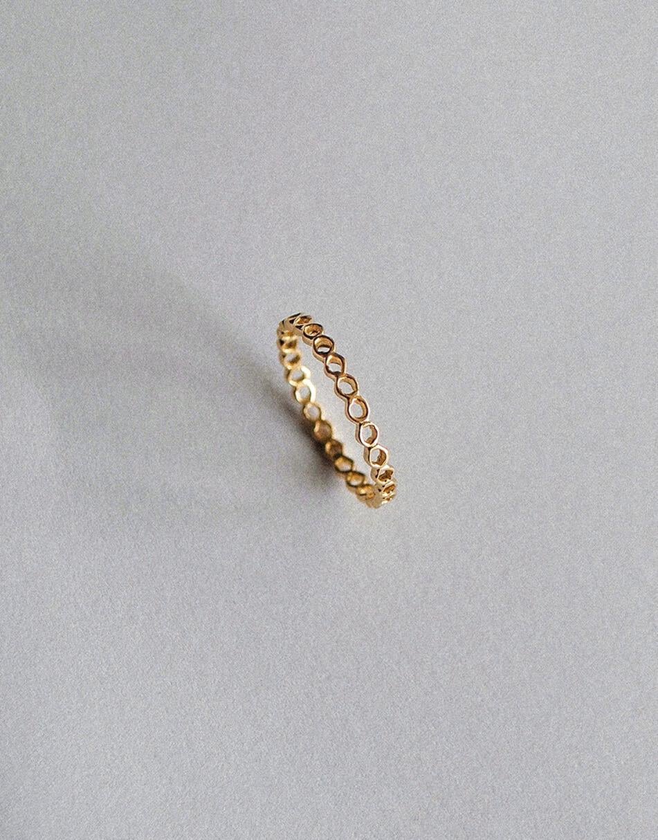 Каблучка Circle жіноча RIMMART JEWELRY жовта 17 Каблучка Circle жіноча RIMMART JEWELRY жовта 17