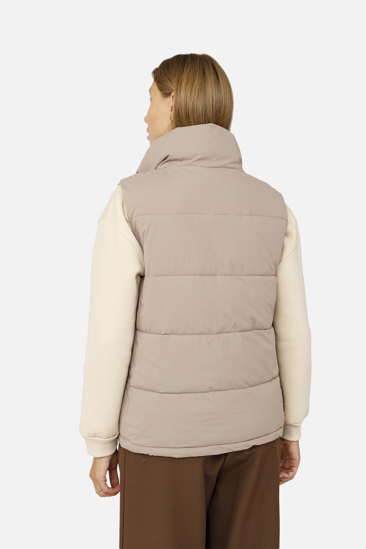 Жилет утепленный женский р. р. 38 Капучино (SKT001009707) - фото 5 Жилет утепленный женский р. р. 38 Капучино (SKT001009707) - фото 5