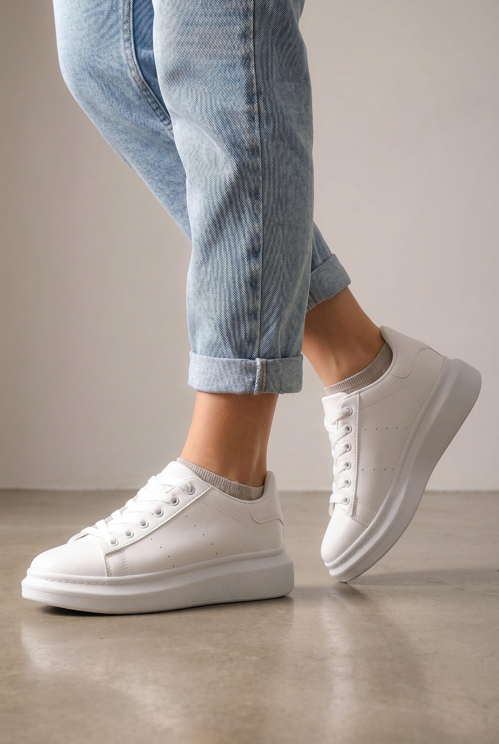 Кеды женские Fashion на платформе 347296 р. 39 Белый