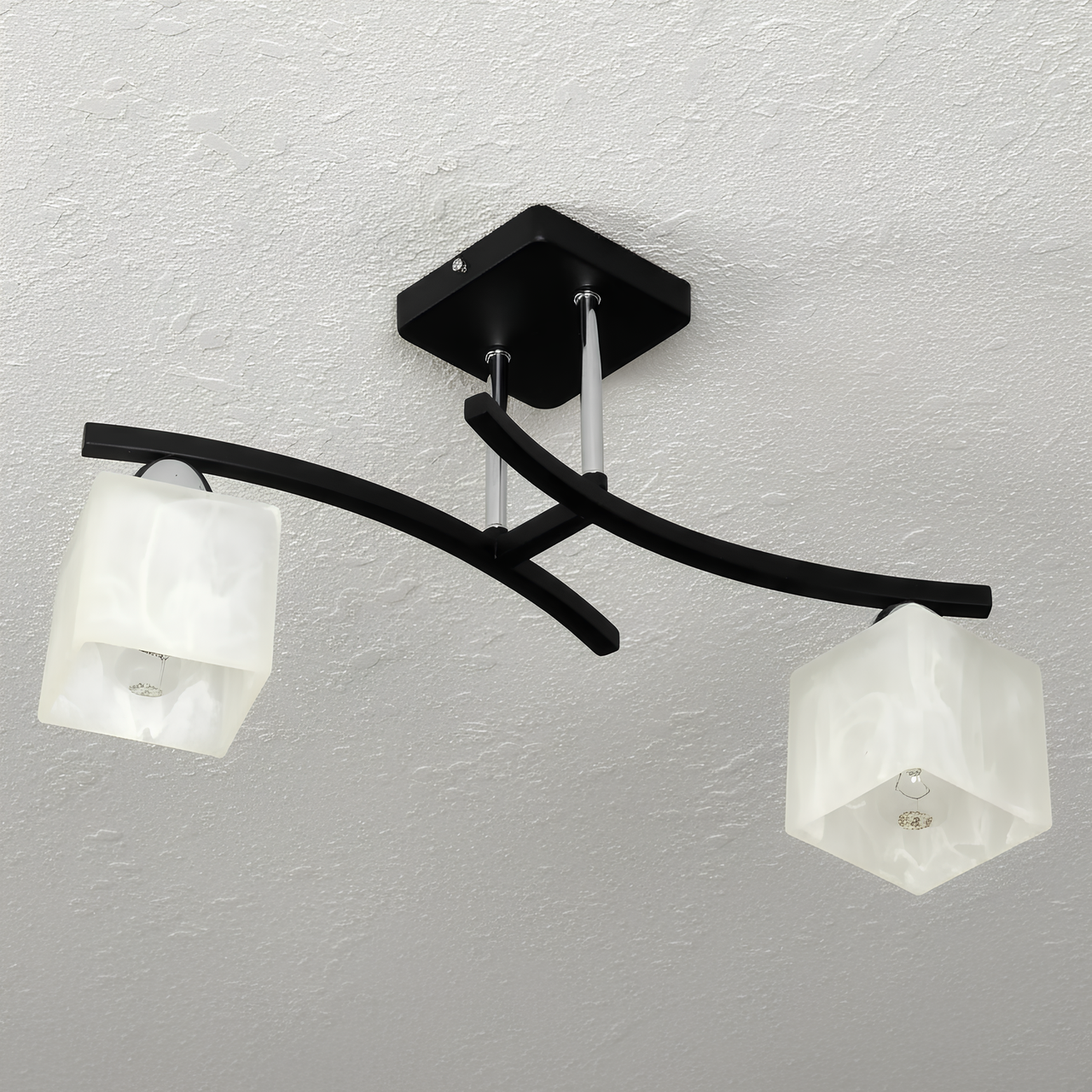 Люстра Sirius с квадратными плафонами из стекла под две лампы Е27 Черный/Хром (B A1507/2)