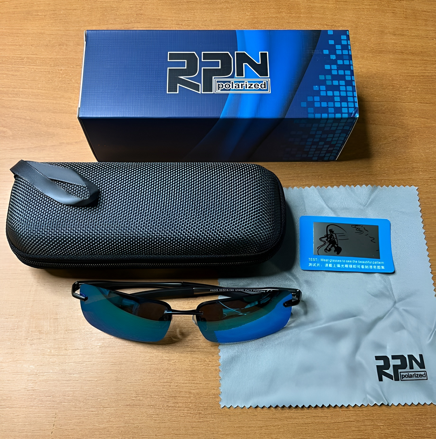 Сонцезахисні окуляри чоловічі Polaroid поляризаційні UV400 антиблікові квадратні Темно-сірий/Блакитний (479c1208) - фото 2