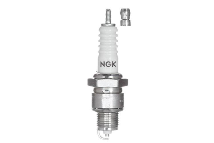 Свеча зажигания NGK BP4HS