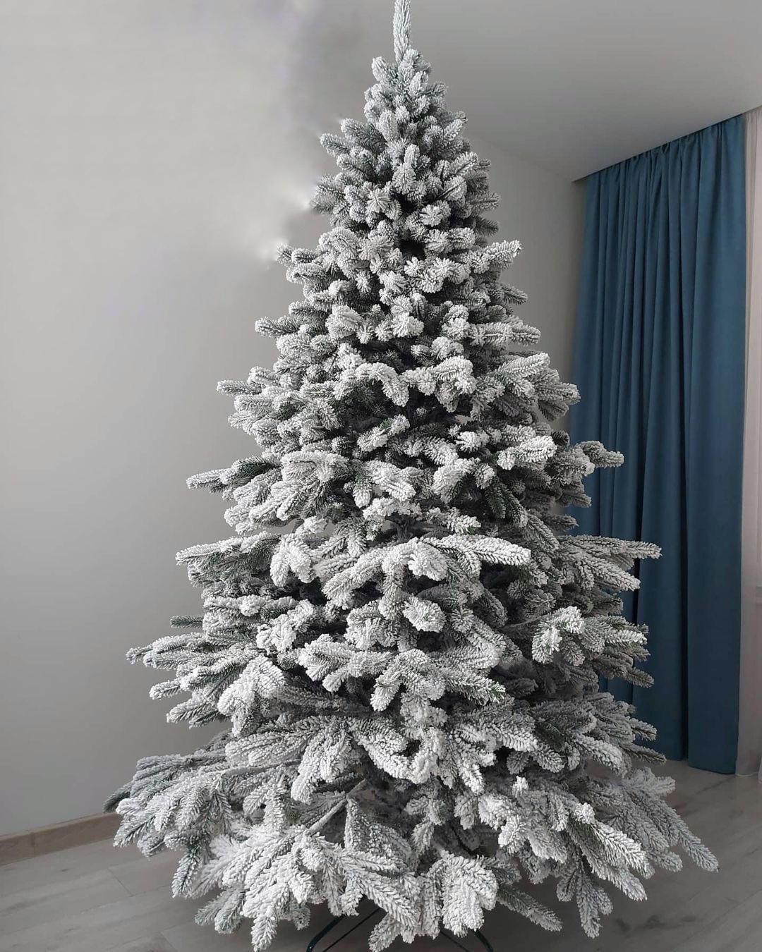 Ялинка штучна лита Андора Засніжена з підставкою 3,00 м (26251136) - фото 3