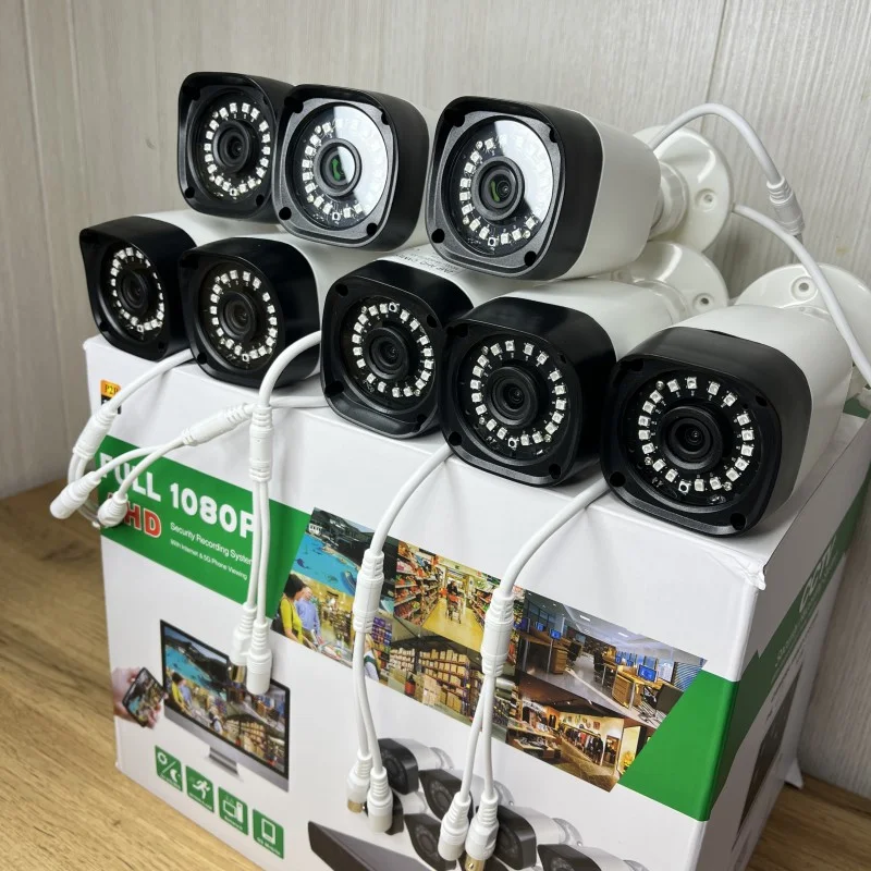 Комплект видеонаблюдения на 8 камерах HX-A01X7L8-BT1 (35717888)