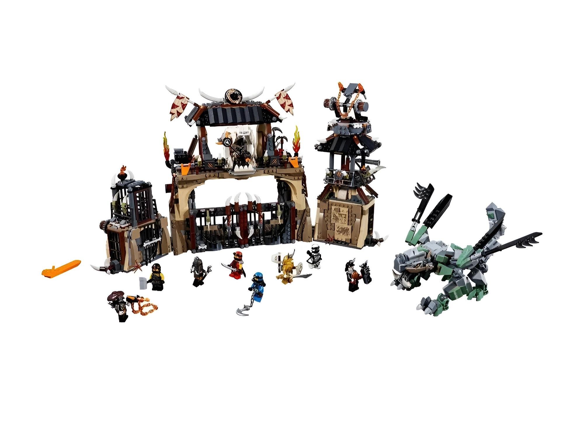 Конструктор Ninjago "Пещера драконов" 1714 деталей (10940)