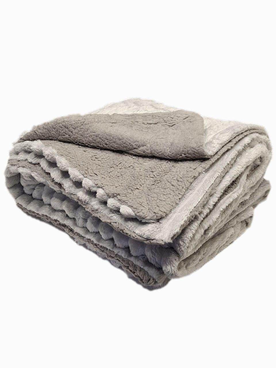 Плед на овчине Шарпей Королевская полоска 200x230 см Серый (1687) Плед на овчине Шарпей Королевская полоска 200x230 см Серый (1687)