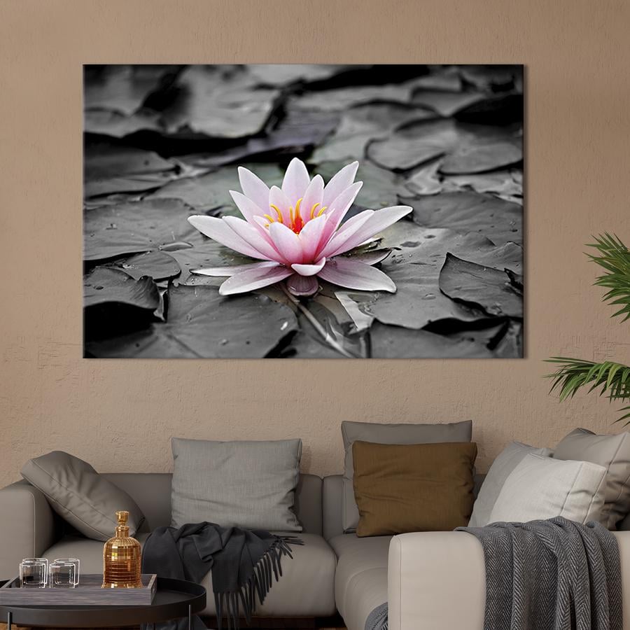 Картина на холсте Лотос на пруду 75x50 см (262-1)