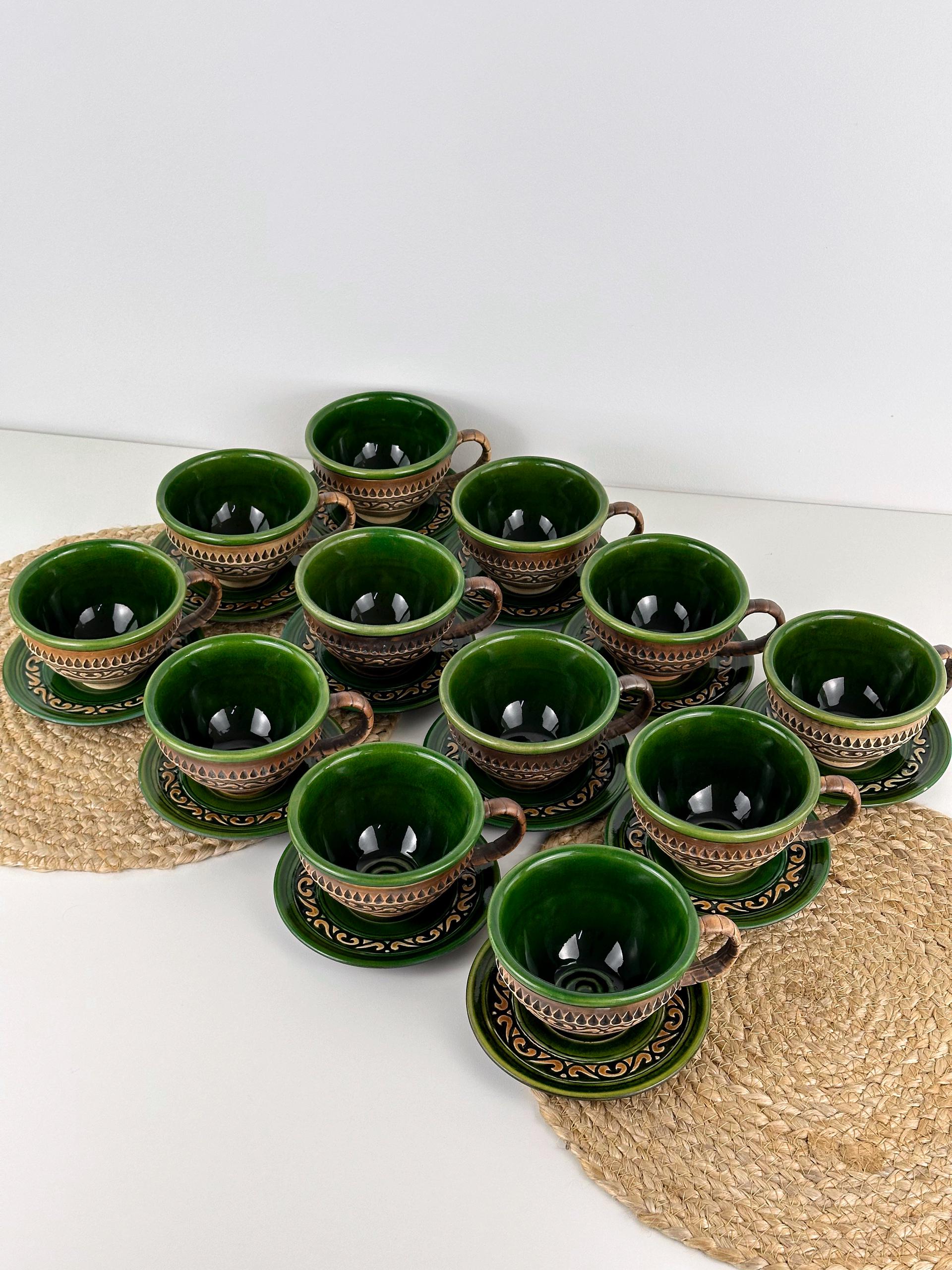 Набір глиняних чашок та блюдець Гражда 12 шт. Коричневий (17019-26) - фото 7 Набір глиняних чашок та блюдець Гражда 12 шт. Коричневий (17019-26) - фото 7