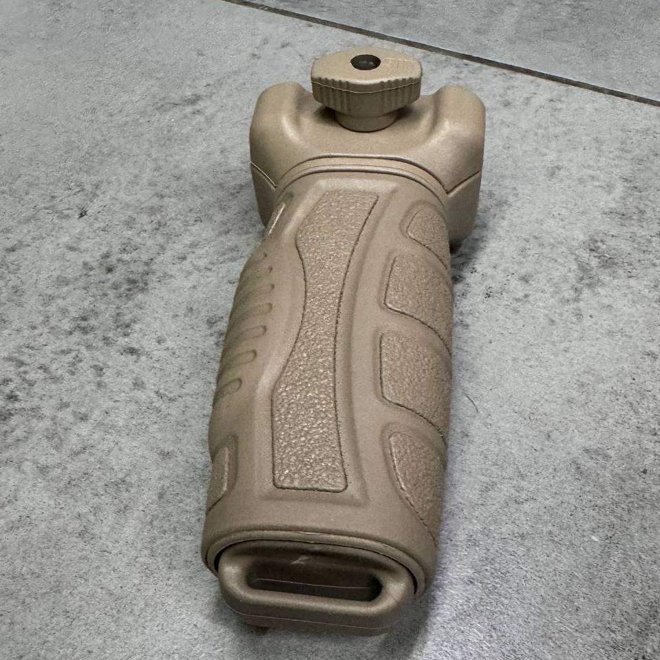 Рукоятка переноски огня DLG Tactical DLG-162 на Пикатинни прорезиненная Койот (246338) - фото 7 Рукоятка переноски огня DLG Tactical DLG-162 на Пикатинни прорезиненная Койот (246338) - фото 7