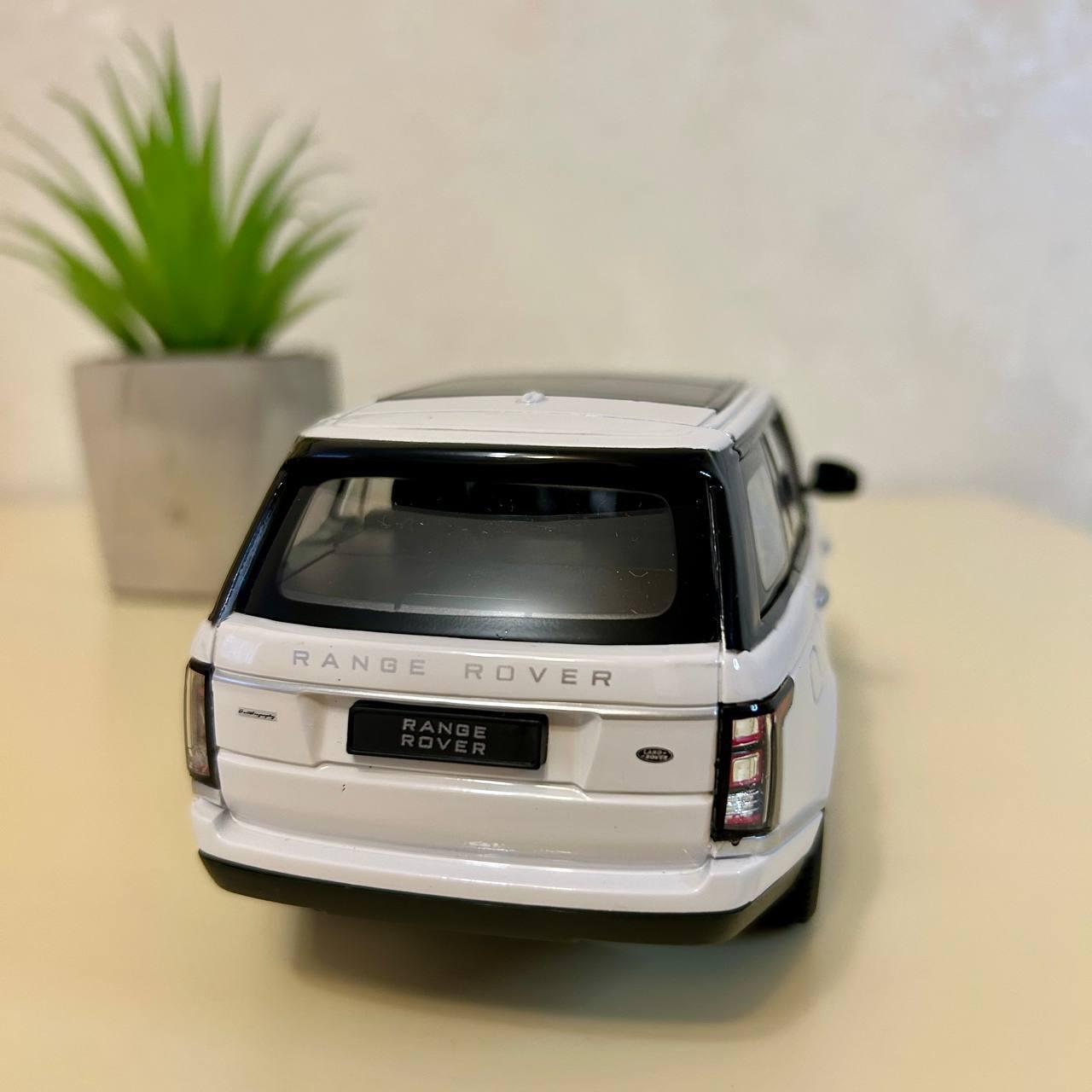 Машинка детская металлическая Rastar 56300 Land rover Range Rover 1:24 Белый (56300) - фото 2 Машинка детская металлическая Rastar 56300 Land rover Range Rover 1:24 Белый (56300) - фото 2