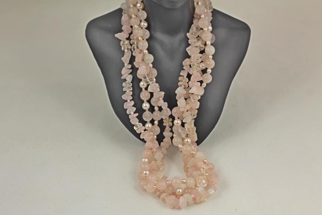 Ожерелье No name Розовый кварц с жемчугом 4 ряда 50 см Серебристый (30951064)