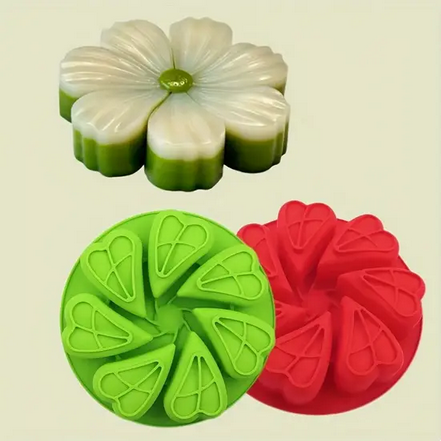 Форма силиконовая для выпечки в форме сердца с 7 отверстиями ULC-32 красный - фото 2 Форма силиконовая для выпечки в форме сердца с 7 отверстиями ULC-32 красный - фото 2