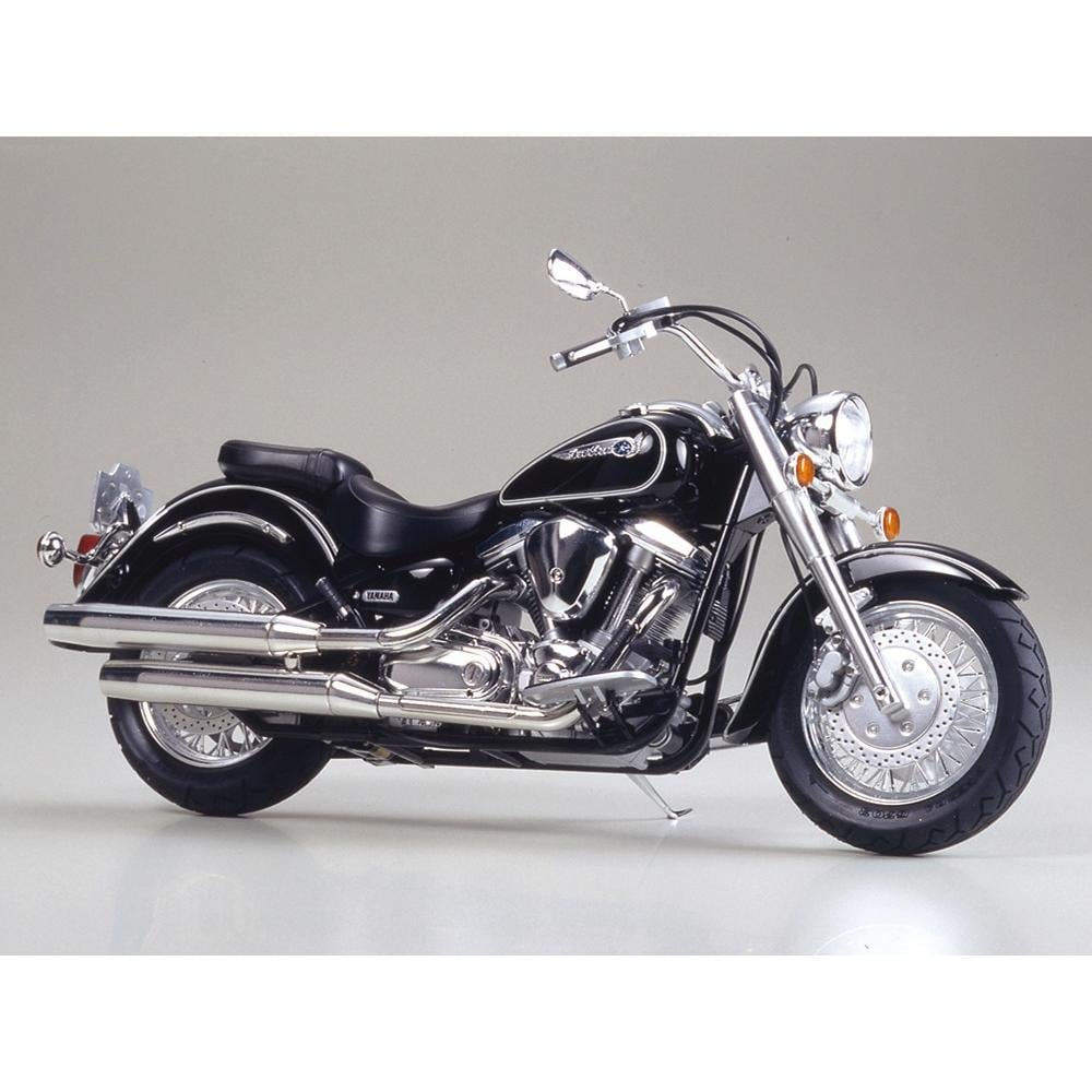 Сборная модель Tamiya мотоцикл 1:12 Yamaha XV1600 Road Star 14080
