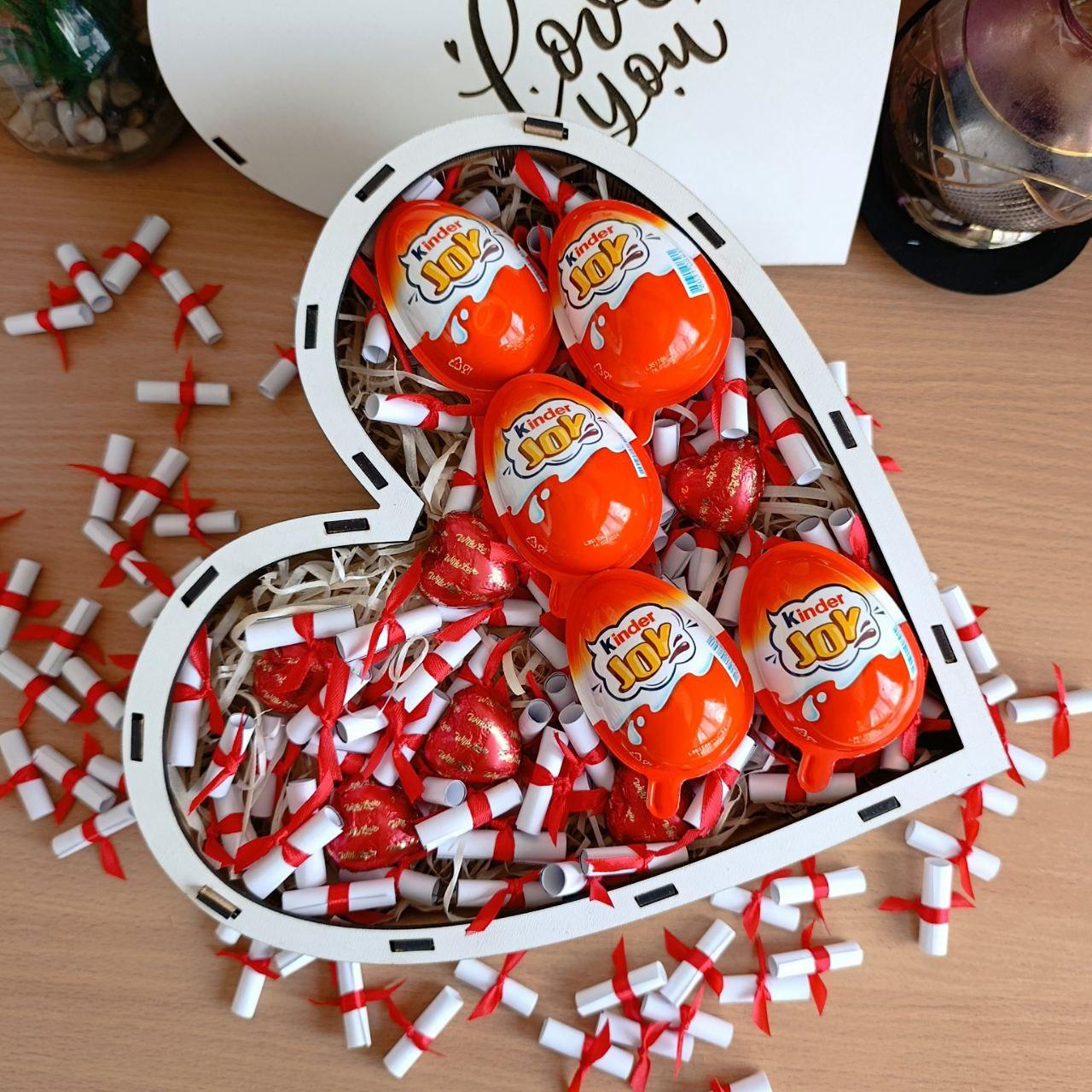 Бокс из сладостей Kinder JOY и101 причины почему я тебя люблю для девушки (2546291536)