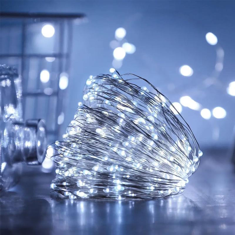 Гирлянда новогодняя 100 LED 10 м холодный белый режимы статика и мерцание от батареек (51790) Гирлянда новогодняя 100 LED 10 м холодный белый режимы статика и мерцание от батареек (51790)