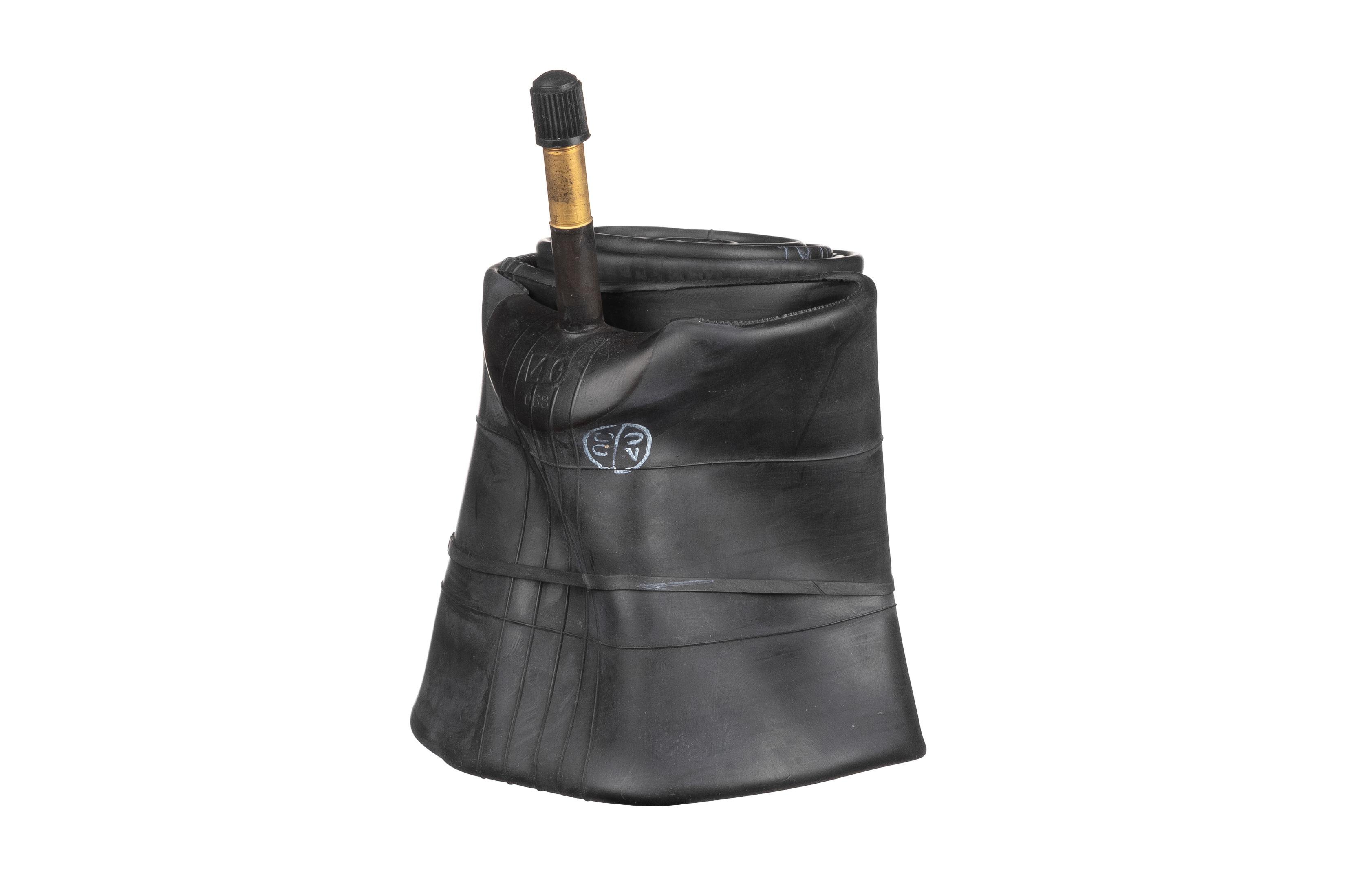 Камера DNK 20"x3,0-4,0" 406x75-102 AV 48 1,2 мм (polybag) Камера DNK 20"x3,0-4,0" 406x75-102 AV 48 1,2 мм (polybag)