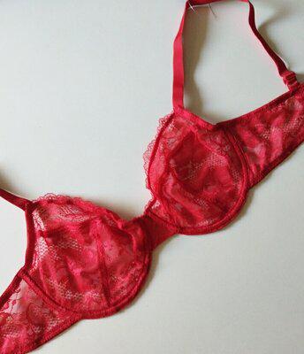 Бюстгальтер жіночий Esmara з мереживом 75B Червоний