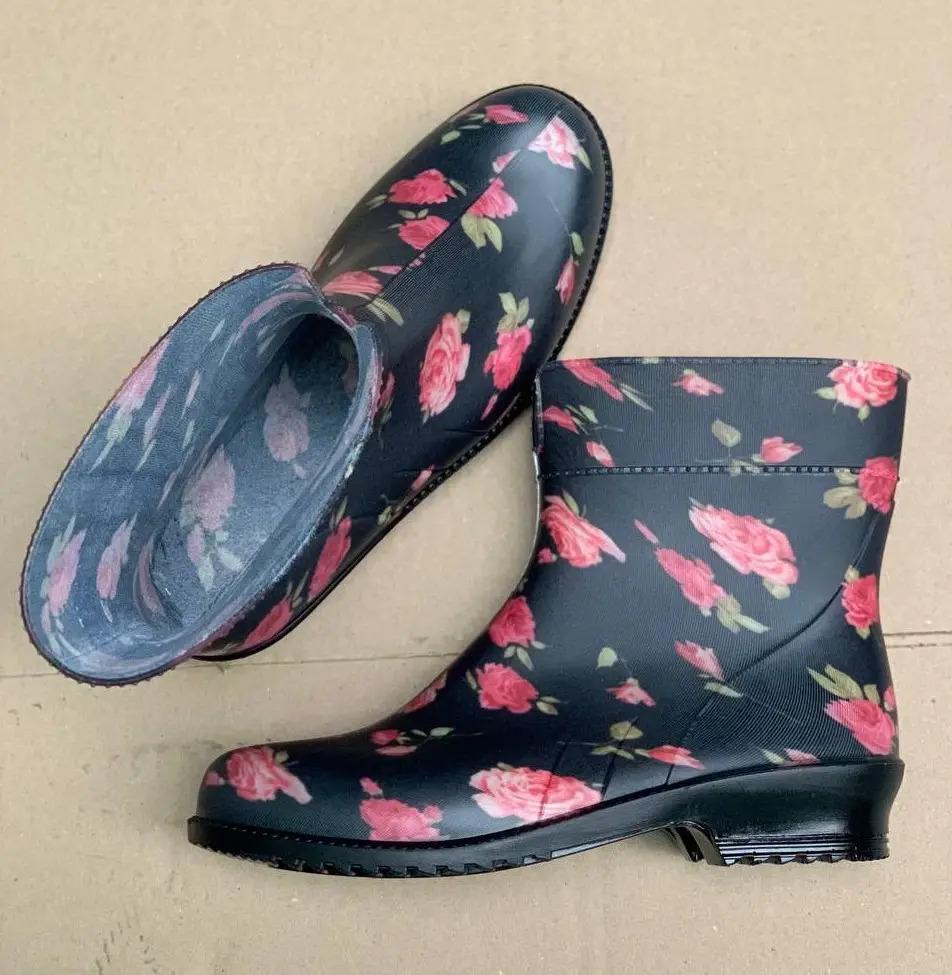 Чоботи гумові Litma ПВХ жіночі короткі яскраві р. 40 Троянда на темному (425011) - фото 5 Чоботи гумові Litma ПВХ жіночі короткі яскраві р. 40 Троянда на темному (425011) - фото 5